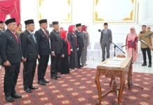 Perkuat Kinerja Pemerintahan, Dedy Wahyudi Lantik 10 Pejabat Eselon II