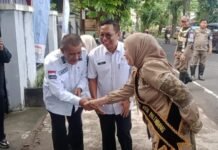 Jadi Tuan Rumah Lokasi Lomba, Plt. Camat IT Dua Komitmen Tingkatkan Gemar Membaca