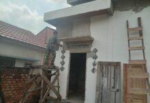 Hari ke-16 TMMD Ke-129, Kodim 0418/Palembang Kebut Finishing Mushola Baitul Makfurin demi Kenyamanan Warga