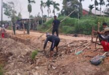 Bukan Sekadar Bangun Infrastruktur, TMMD Ke-129 Kodim 0418/Palembang Hidupkan Semangat Bersama di Talang Jambe