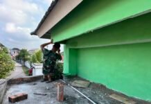 Hari Ke-20 TMMD Ke-129, Kodim 0418/Palembang Percepat Finishing Mushola Baiturrahman di Talang Jambe