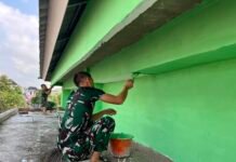 Finishing Mushola Baiturrahman Dikebut di Hari Ke-20 TMMD Ke-129, Satgas Kodim 0418/Palembang Fokus Kejar Target