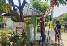 Cat Resplang dan Bersihkan Area, Satgas TMMD ke-129 Siapkan Pos Kamling untuk Warga