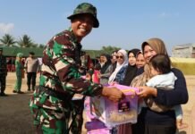 Penutupan TMMD ke-129 Kodim 0418/Palembang Diiringi Baksos, TNI Berbagi untuk Warga Talang Jambe